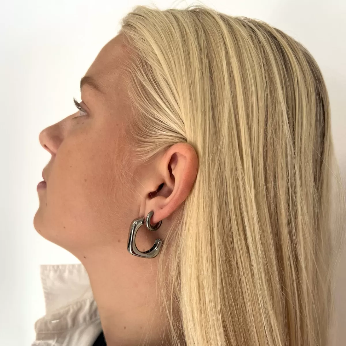 Student | Archive Sale*Winther Studio Berta Hoops Sølv